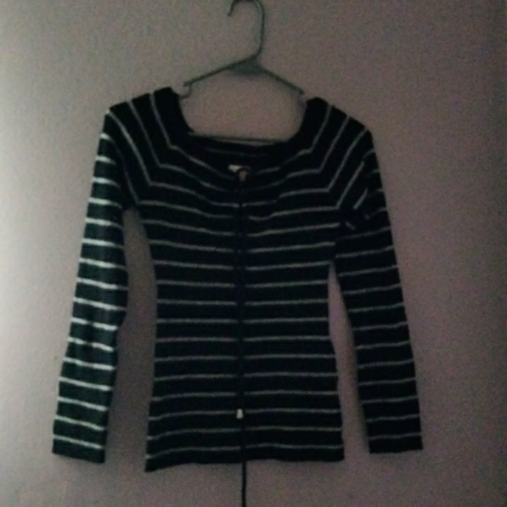 Pixley, M, Long sleeve lace up sweater (black and white)